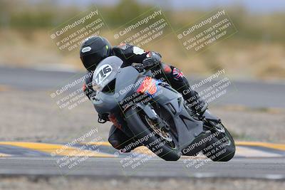 media/Jan-15-2023-SoCal Trackdays (Sun) [[c1237a034a]]/Turn 3 (1115am)/